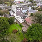 Orchard House - Town Centre