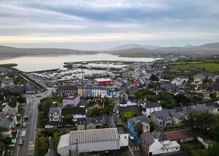 Orchard House - Town Centre *