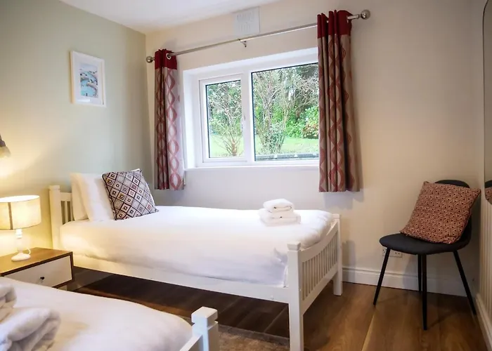 Orchard House - Town Centre 別荘