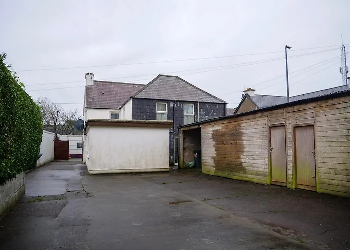 Orchard House - Town Centre ディングル